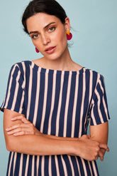 Dunkles Sarong-Shirt